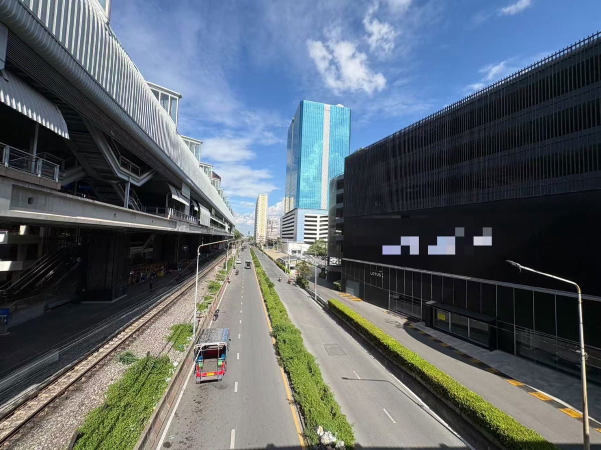 picture Commercial space for rent next to Airport Link Ramkhamhaeng (a-link square mall), total 1,670 square meters (2nd floor), with parking for 15 cars! - 19/20