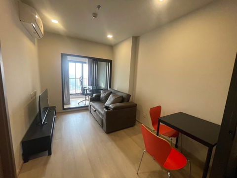 📌 rent Life Phahon - Ladprao 200 m. BTS Ha Yaek Lat Phrao Station near Central Ladprao OK Line : 0886060125