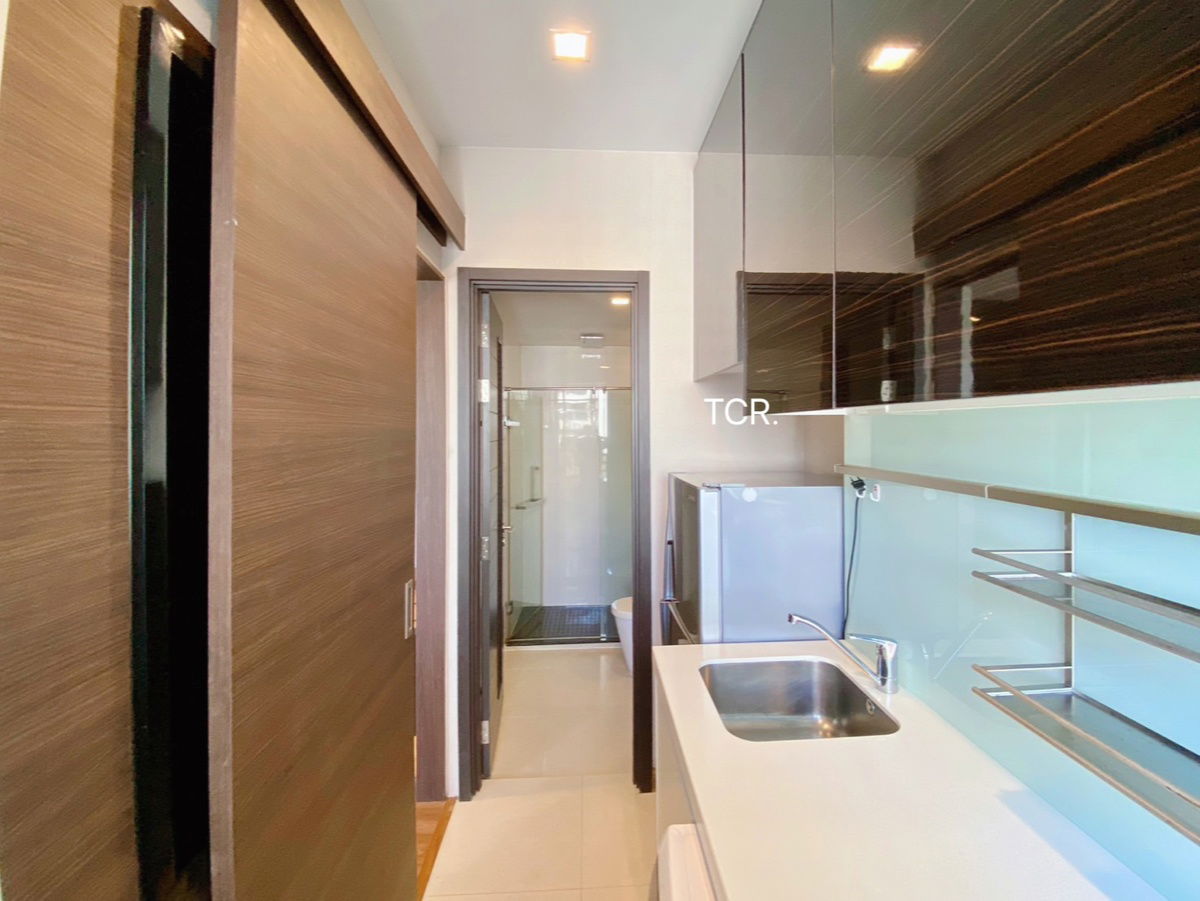 picture Ready to move in : 𝐈𝐕𝐘 𝐀𝐦𝐩𝐢𝐨 (Ratchada) Studio Type Size 34 Sq.m.  - 16/21