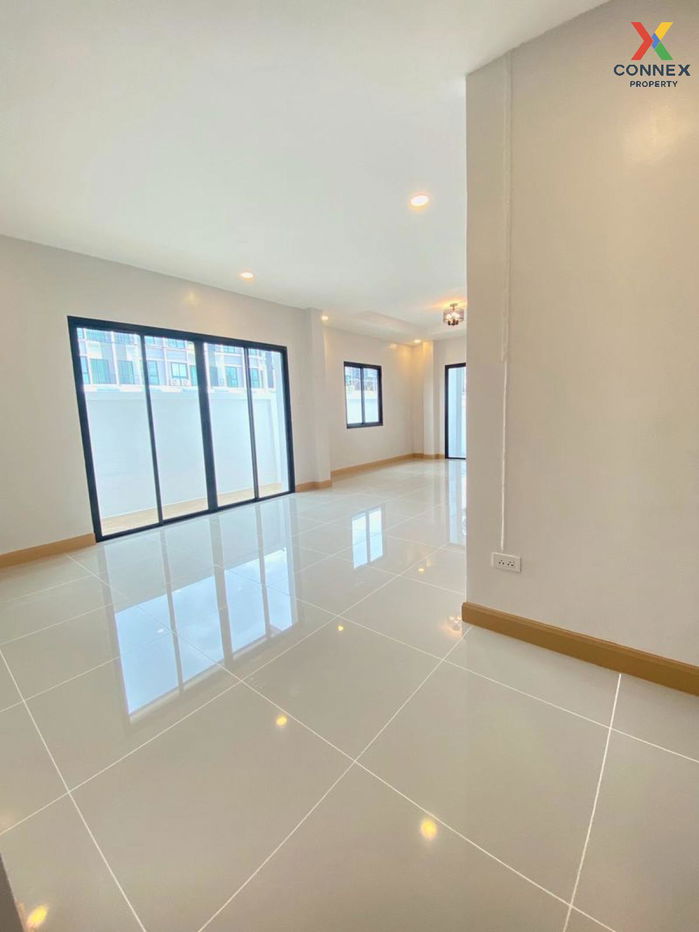 picture For Sale Townhouse/Townhome  , Ausara Bangbuathong , Bang Bua Thong , Bang Bua Thong , Nonthaburi , CX-129957 ✅ Live chat with us ADD LINE @connexproperty ✅  - 7/12