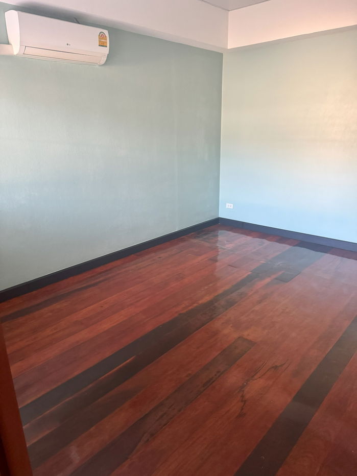 รูป บ้าน ให้เช่า 50ตรว. 5 ห้องนอน 3 ห้องน้ำ  - รูปที่ 16/17