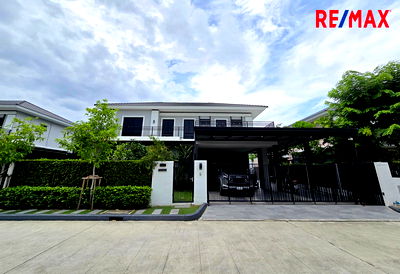 บ้านเดี่ยว เขตหนองแขม : ขายบ้านเดี่ยว ปริญญ์ เพชรเกษม 69 เนื้อที่ 101.6 ตารางวา บ้านสวย สภาพใหม่ ตกแต่งพร้อมอยู่ บนถนนเลียบคลองภาษีเจริญฝั่งใต้ หนองแขม กทม.