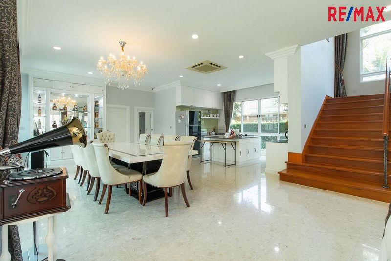 รูป ขายบ้านเดี่ยว แกรนด์ บางกอก บูเลอร์วาร์ด เพชรเกษม - ปิ่นเกล้า ถ.กาญจนาภิเษก บางแค มีสระว่ายน้ำส่วนตัว 179.1 ตร.ว.   - รูปที่ 13/44