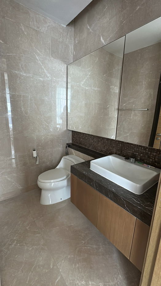 picture For Sale - High Floor at Magnolias Ratchadamri Boulevard - 10/19