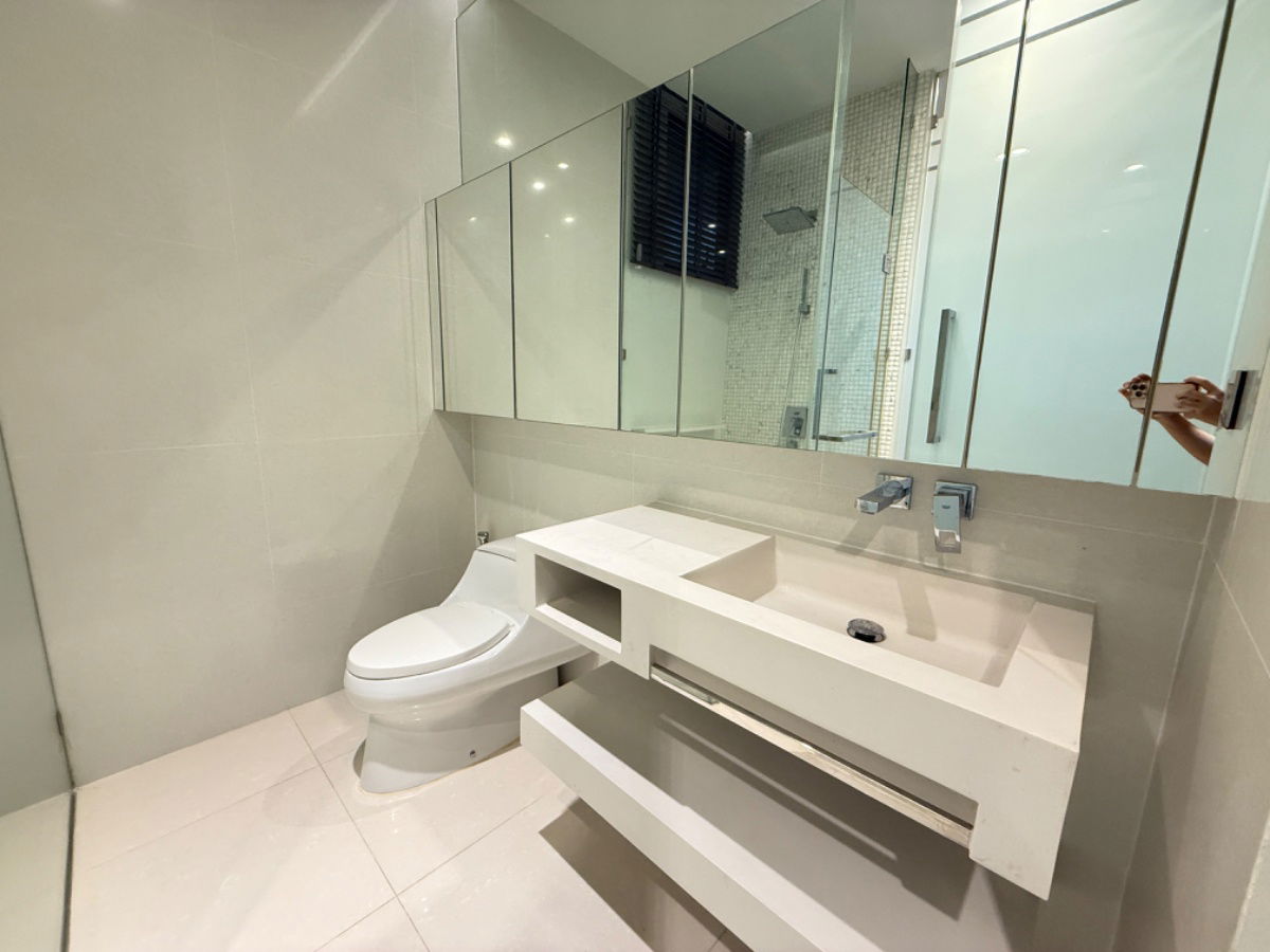 picture Luxury condo for Rent near BTS Phrom Phong station, 2 Bedroom 3 Bathroom, quiet neighborhood, private lift, contact for viewing! - 11/16