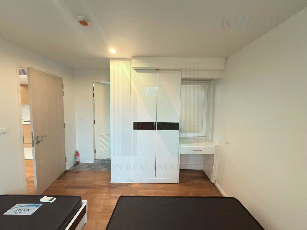 picture 🚩 For Rent Condo FOCUS ON SALADAENG Building 1, Floor 7,1 bed room, Room size 42 sqm - 1/8