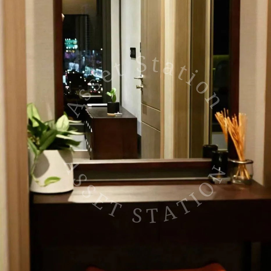 รูป 💎 The Esse at Singha Complex คอนโดที่ "ใช่" สำหรับคนที่ต้องการความสมบูรณ์แบบ - รูปที่ 9/16