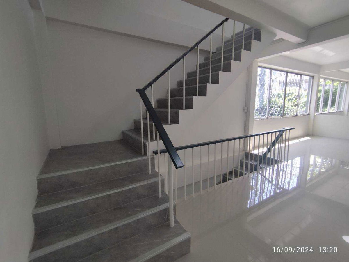 picture 4-Storey Commercial Building, 2 Units in Bang Sue, Bangkok - 44/44