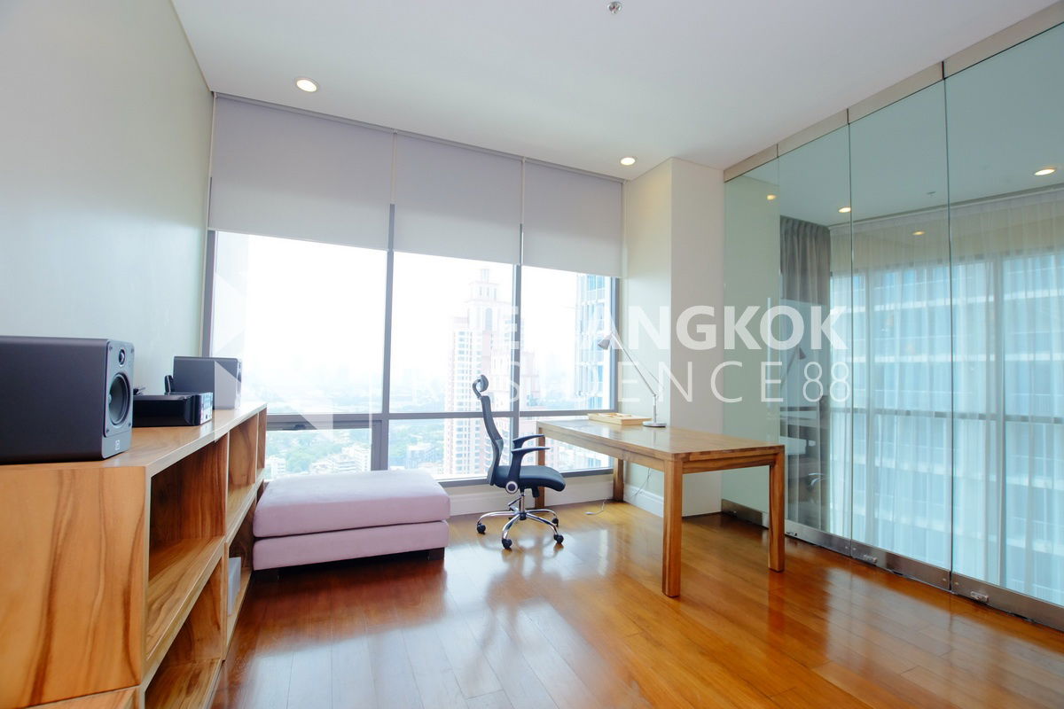 รูป 💎Luxury, convenience💎 Bright 24 near BTS Phrom Phong - รูปที่ 14/34