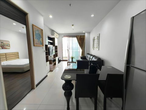 Big Room For rent!! Supalai Premier Ratchathewi (22,000 baht)