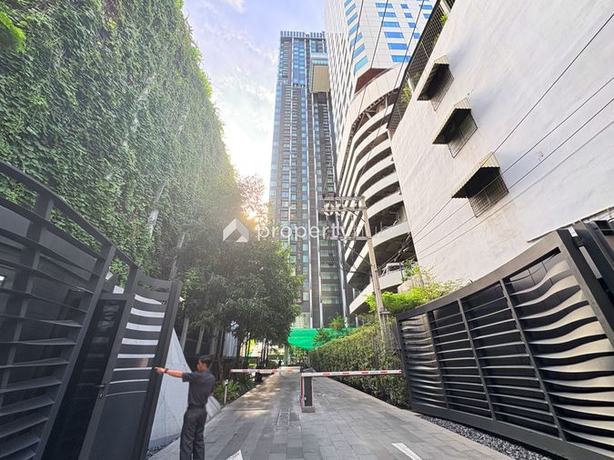 The Edge Sukhumvit 23