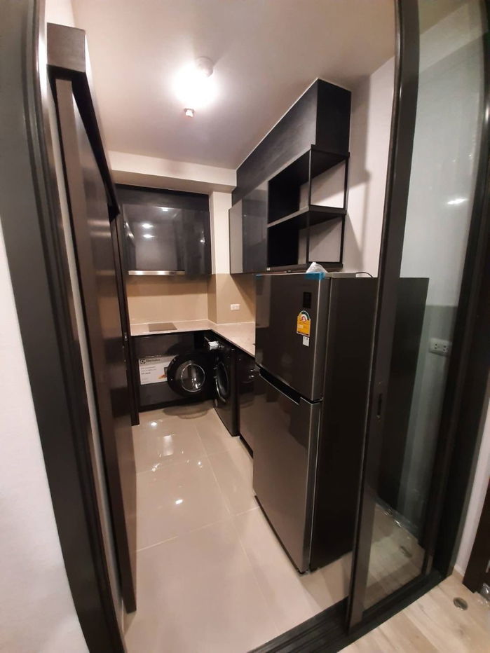 picture WS2990 [Rent] XT Huaikhwang 🚆 MRT Huai Khwang 💰 Rent 22,000 baht/month - 4/7