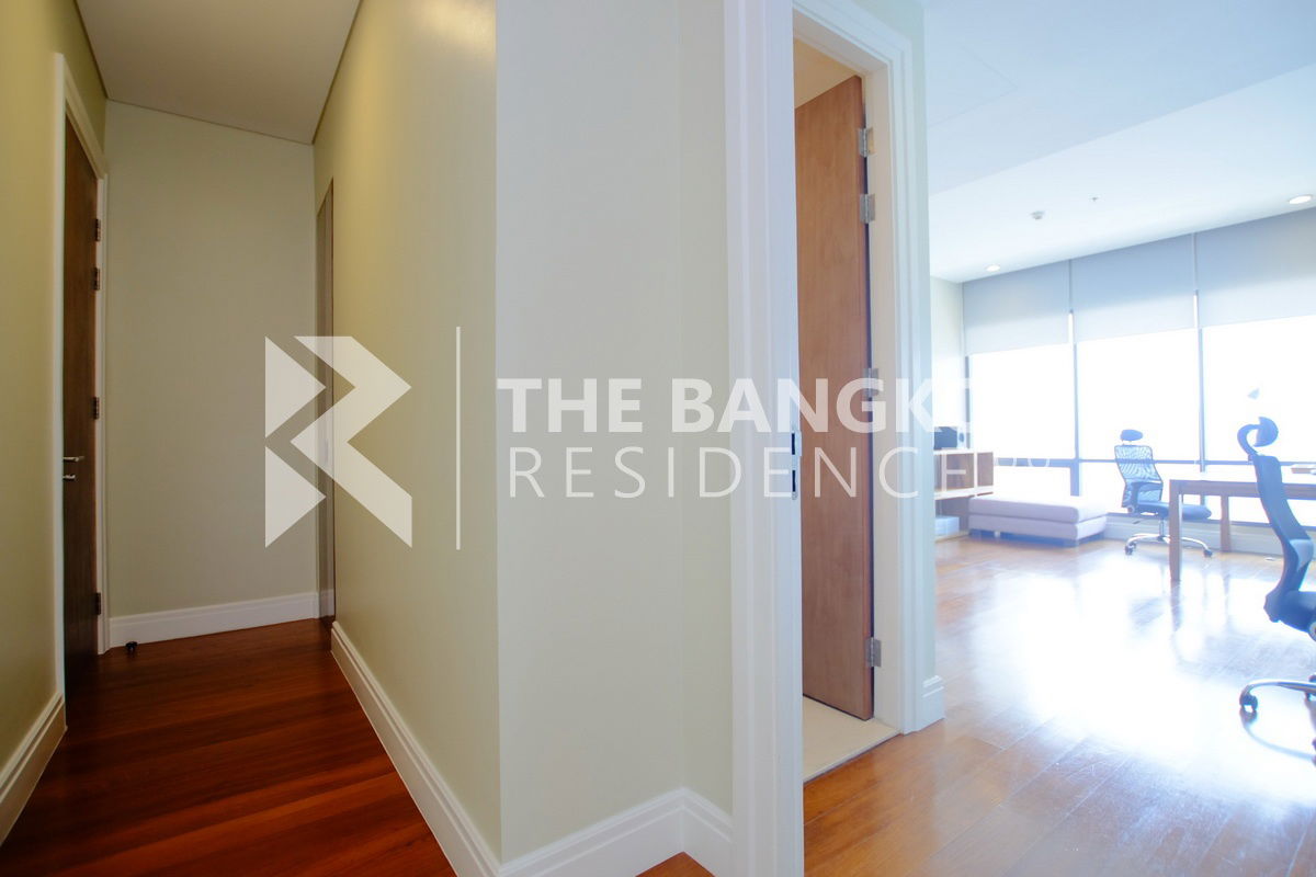 รูป 💎Luxury, convenience💎 Bright 24 near BTS Phrom Phong - รูปที่ 15/34