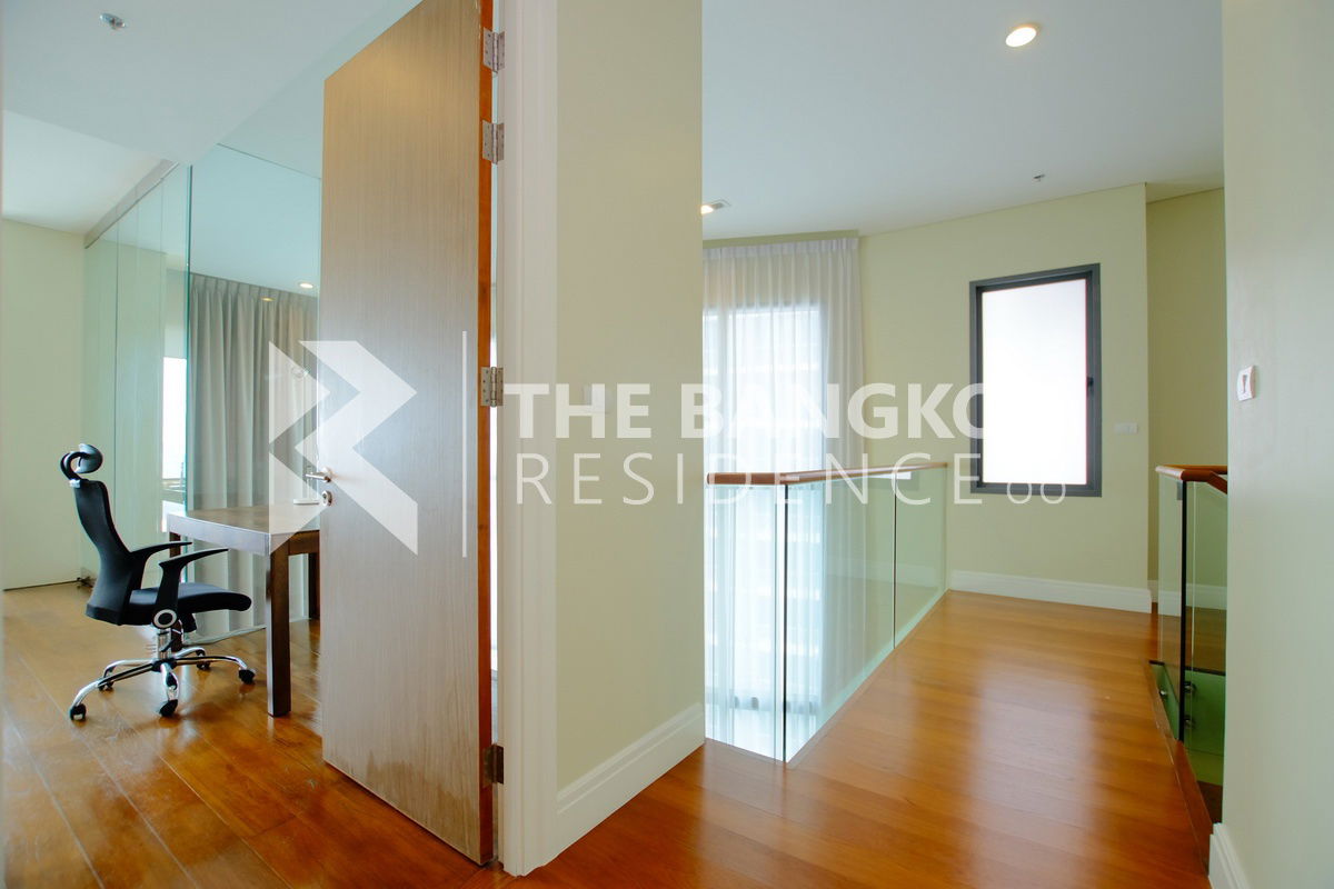 รูป 💎Luxury, convenience💎 Bright 24 near BTS Phrom Phong - รูปที่ 16/34