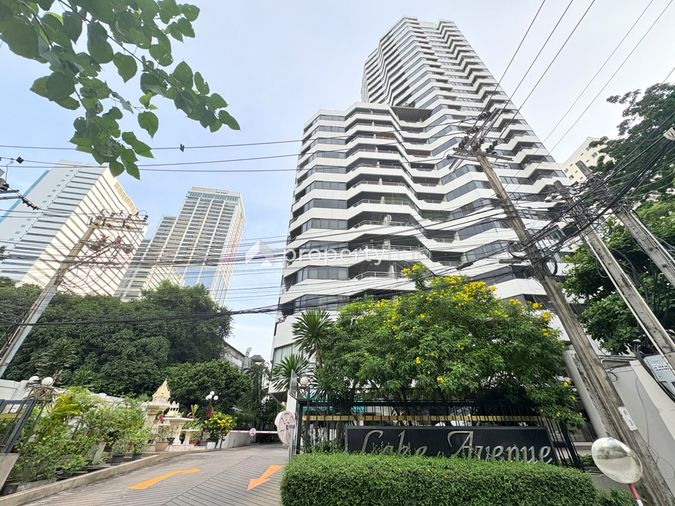 Lake Avenue Sukhumvit 16