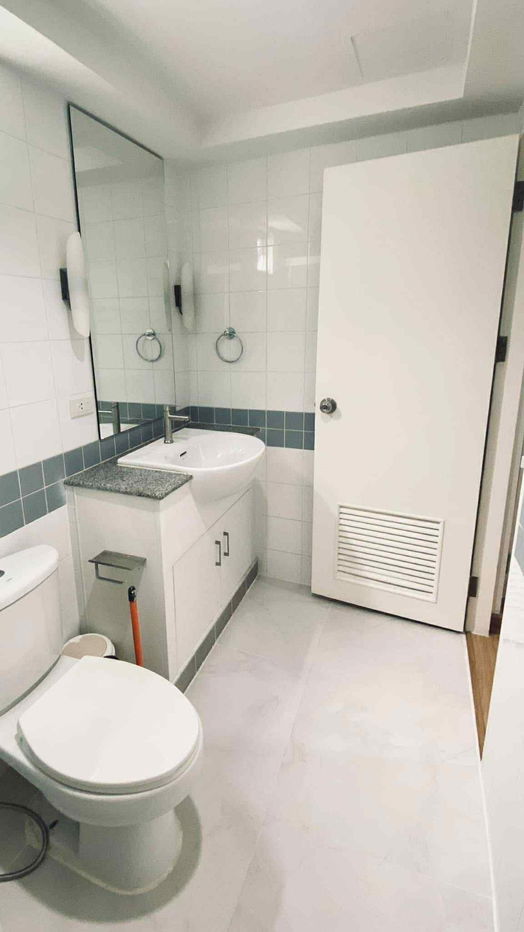 picture Plus 38 Hip - 500m. BTS Thonglor - Line : @966veldg - 11/13
