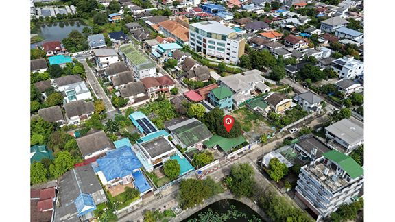 picture Prime Commercial Land in Muang Thong Thani – Road Access from both sides of the Plot! 226 sq.w. Chaeng Watthana-Pak Kret 33  - 4/11