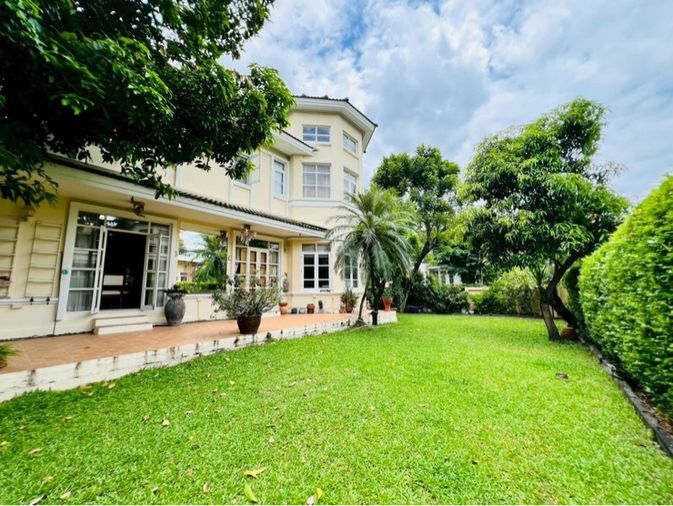4-bed house for rent, 329 sqm, 131 sq wah, Golden Nakara Onnut 65