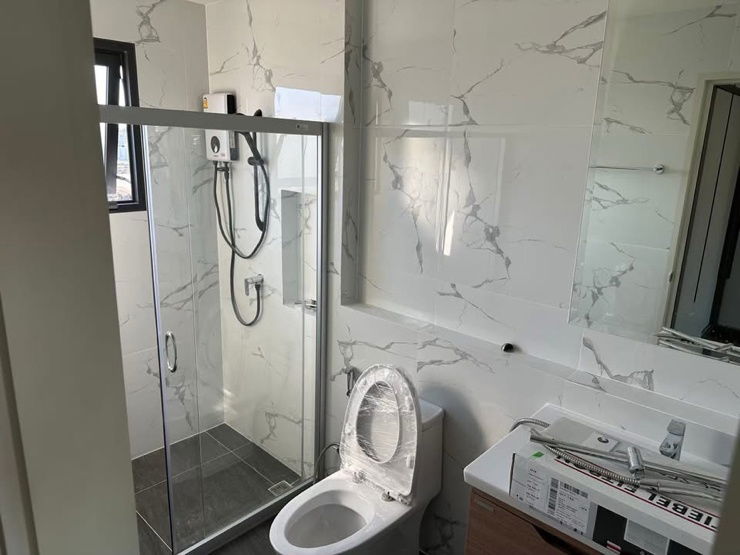 picture For rent✨ Centro Bangna 🔥 Line ID : @034etfin 📲 3 bedrooms 4 bathrooms ✨ Near Mega Bangna - 10/18