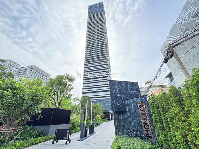 Noble Form Thonglor
