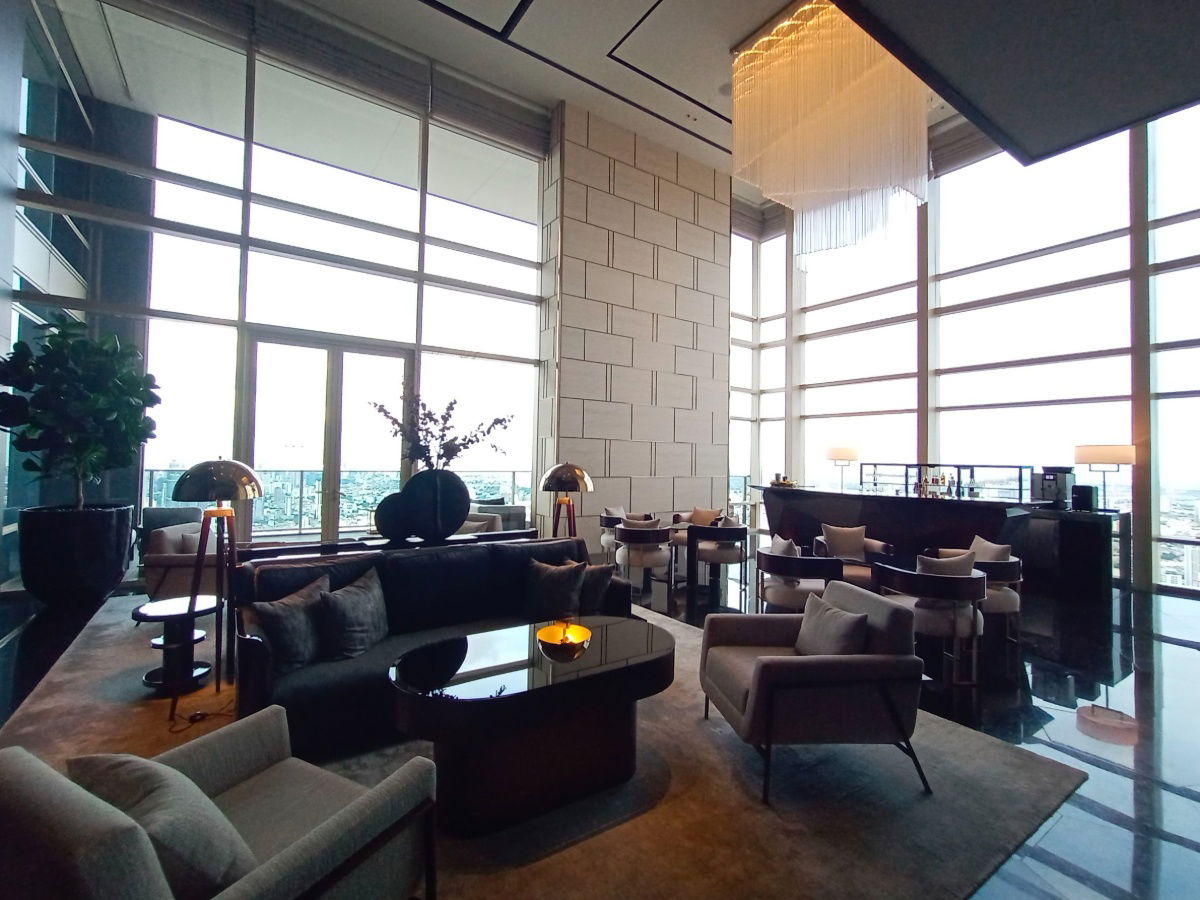 รูป Four Seasons Private Residences ( Luxury Condo next to the Chao Phraya River ) - รูปที่ 42/81