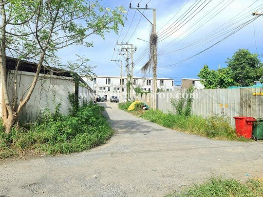 picture Land, Soi Lat Phrao 101, near Bang Kapi BTS Station, Bangkok - 15/15