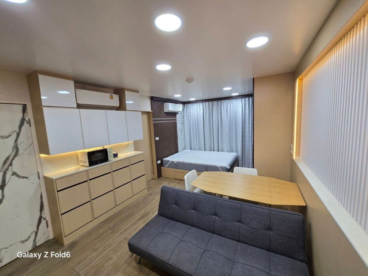 picture  𝗢𝗻𝗲 𝗟𝗮𝗱𝗽𝗿𝗮𝗼 𝟭𝟴 for rent ✨ Fully furnished - 4/9