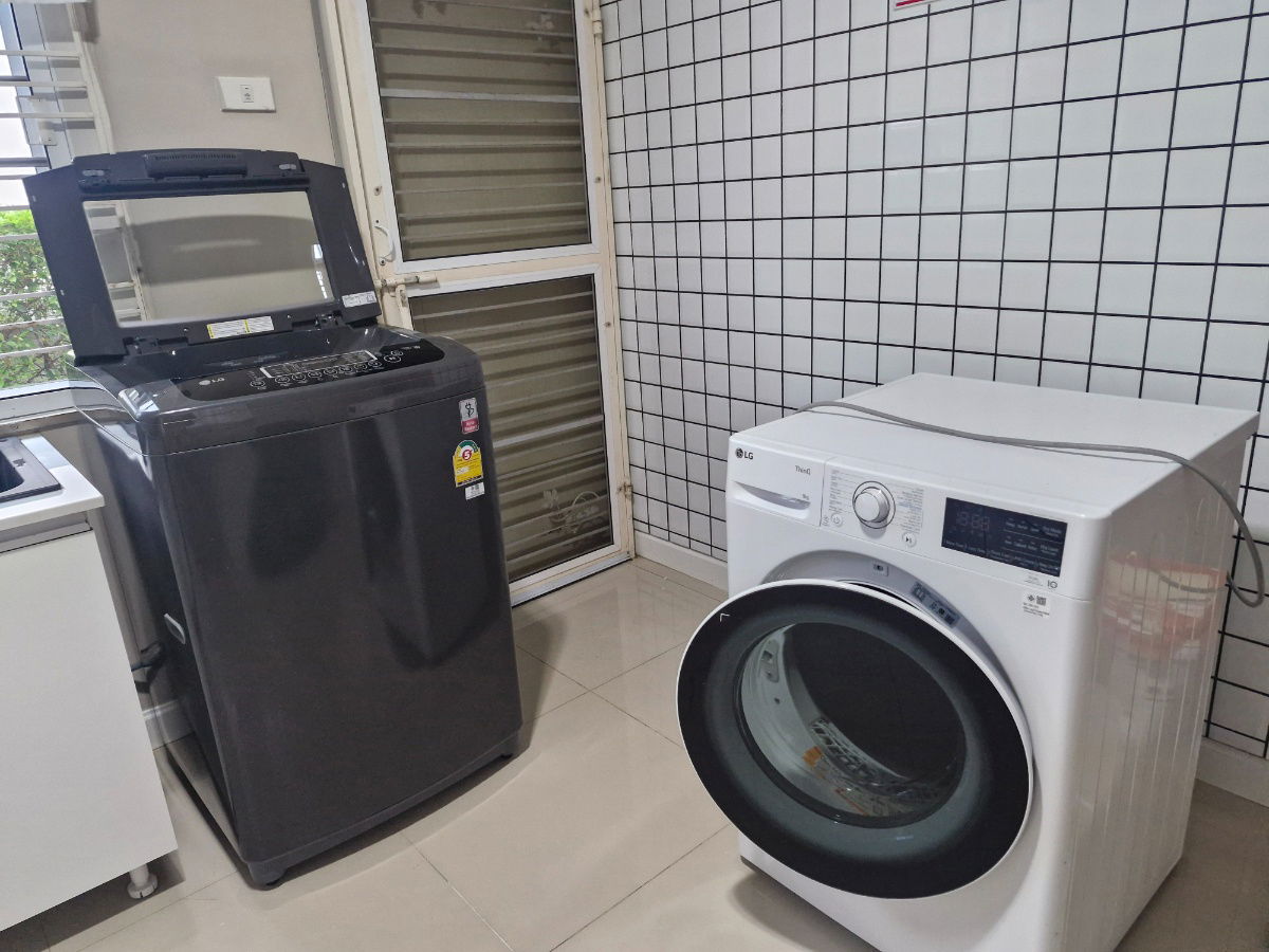 picture For Rent: House near Central Festival in the Karnkanok 20 Project Monthly Rent: 35,000 Baht (including common area fees) - 12/18