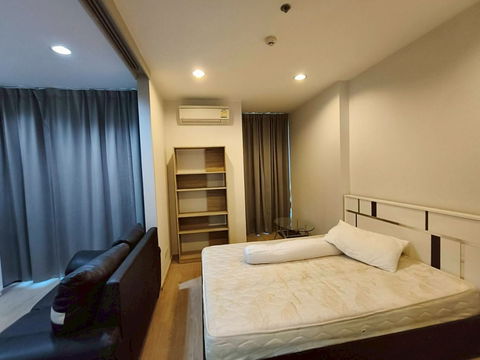 Newly Renovated Room |  1B1B 34 Sq.m. Fl.20+ Fully Furnished. Ready to move in 