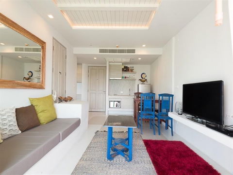 Seaside Retreat! ขายคอนโดเชโลน่า เขาเต่า 1 ห้องนอน ติดหาด บรรยากาศรีสอร์ทหรู