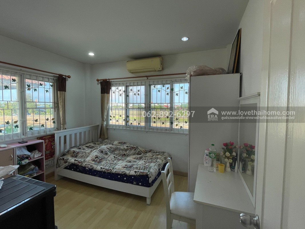 รูป ขายบ้านเดี่ยว 2 ชั้น โครงการเดอะเกรซ ชลียา ถ.บางกรวย-ไทรน้อย ขนาด 55 ตารางวา บ้านสวย พร้อมอยู่ ทำเลดี บรรยากาศเงียบสงบ โทร.062-892-6297 - รูปที่ 9/15