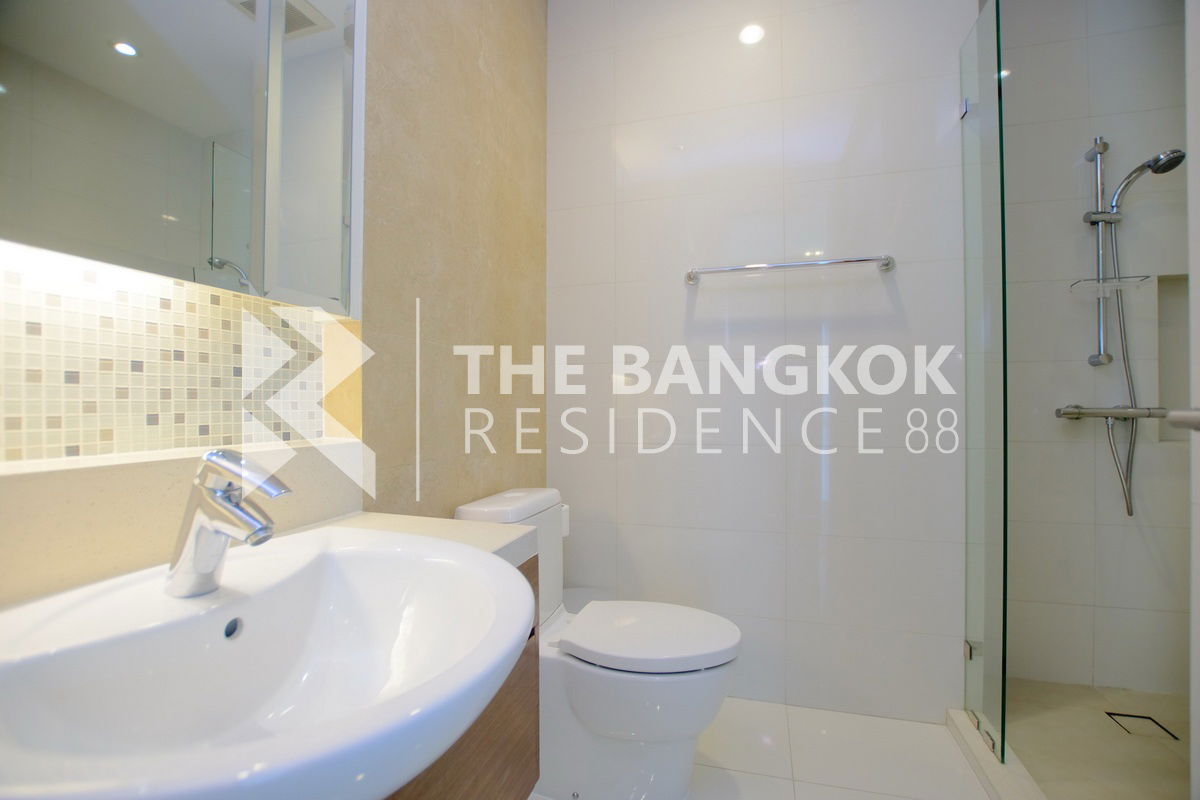 รูป 💎Luxury, convenience💎 Bright 24 near BTS Phrom Phong - รูปที่ 33/34