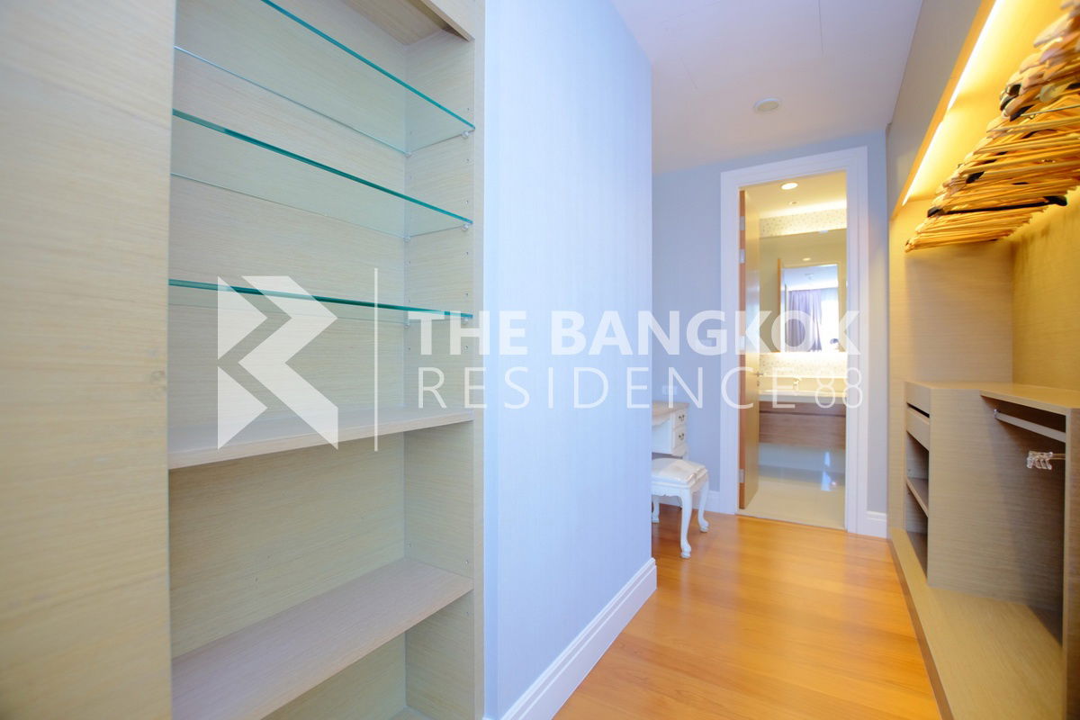 รูป 💎Luxury, convenience💎 Bright 24 near BTS Phrom Phong - รูปที่ 9/34