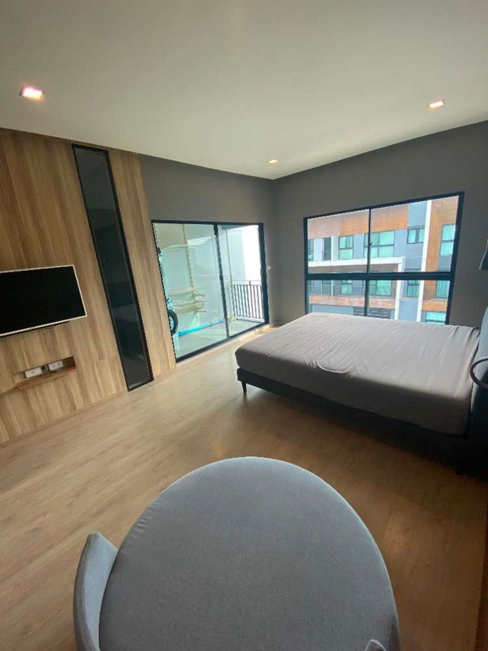 รูป ขายทาวน์โฮม 3.5 ชั้น อาร์เด้น พระราม 3 (Arden Rama 3) แปลงพิเศษติดส่วนกลาง ทำเลใจกลางเมือง พร้อมเข้าอยู่  - รูปที่ 4/12