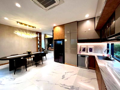 Houses for rent : ♦ Luxury class ♦ Detached house 2 storey | Land size 107.00 sq.w. Usable area 555.00 sq.m. | 4 Bedrooms 5 Bathrooms 3 Parking | Near Mega Bangna