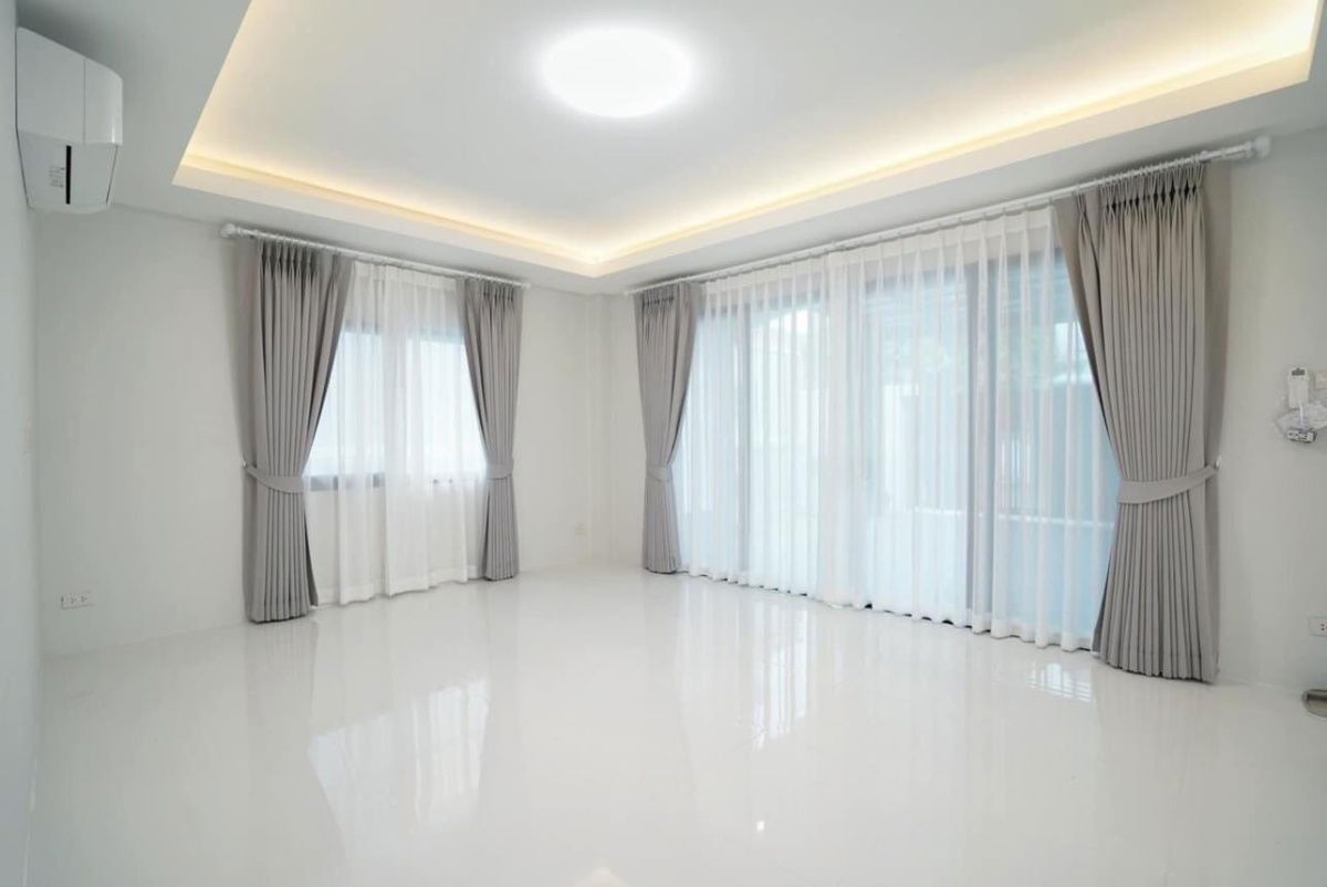 รูป บ้านเดี่ยวรีโนเวทใหม่ทั้งหลัง – ทำเลทอง สวนหลวง ร.9  - รูปที่ 4/8