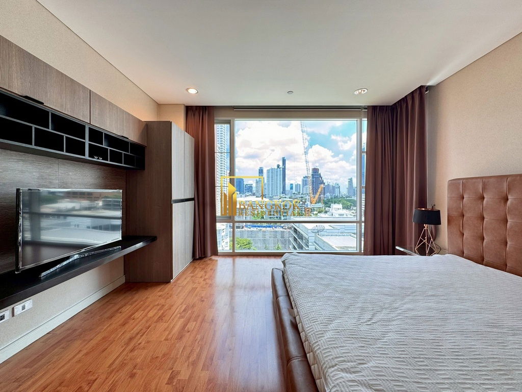 รูป Fullerton | Renovated 2 Bed Luxury Condo For Rent in Ekkamai - BR19639CD - รูปที่ 14/35