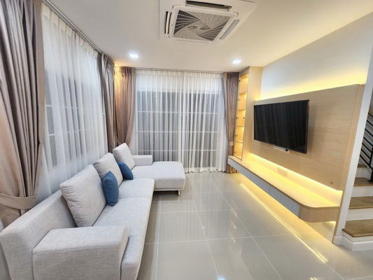 picture FOR RENT GOLDEN NEO SUKHUMVIT - LASALLE / 4 bedrooms 4 bathrooms / 40 Sqw. 160 Sqm. **80,000** NEW HOUSE CLOSE TO BANGKOK PATTANA SCHOOL - 3/11