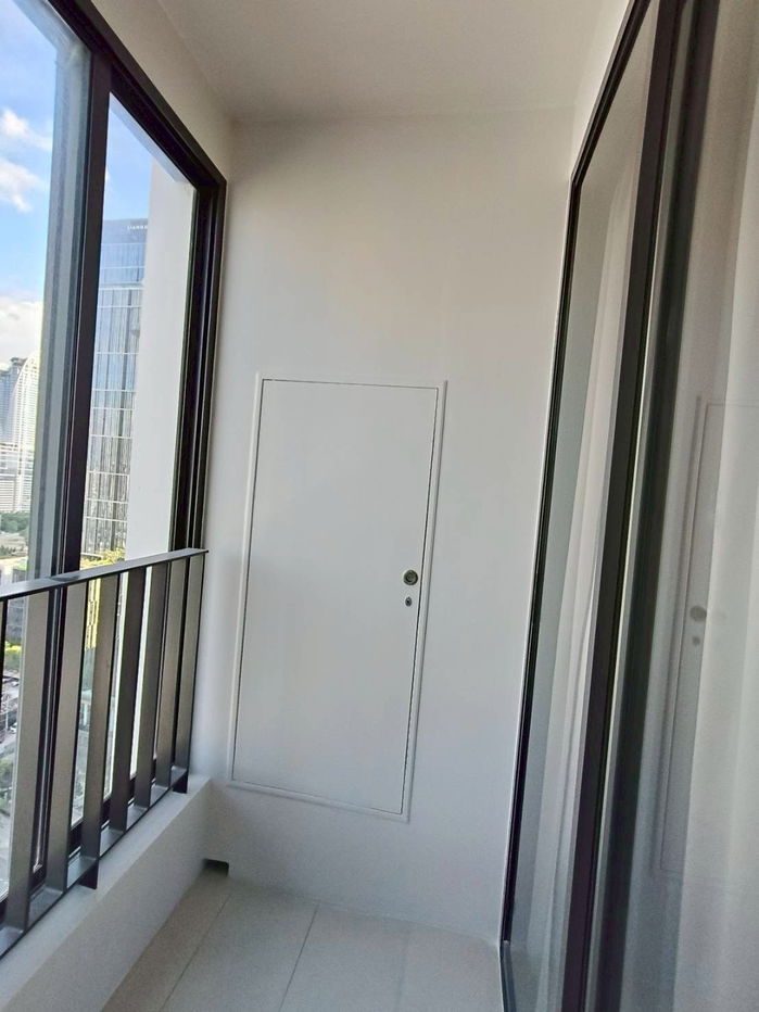 picture Newly Renovated Room |  1B1B 34 Sq.m. Fl.20+ Fully Furnished. Ready to move in  - 9/9