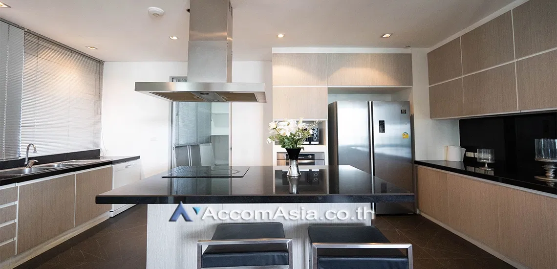 picture 🔼🔽 AccomA 📩 Elegant condominium with warm wood finish in Sukhumvit (310242) - 4/14