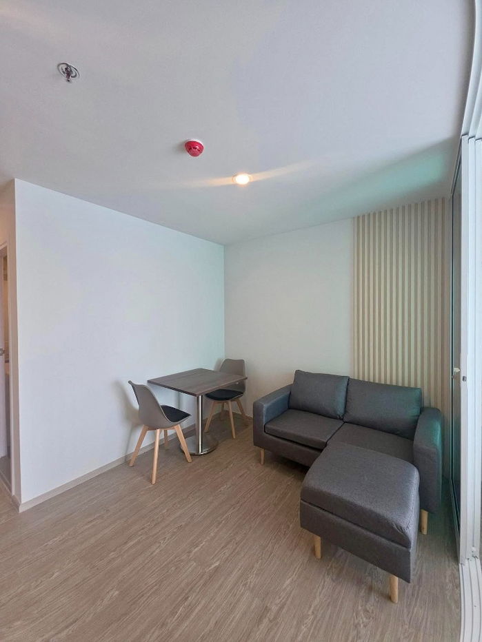 รูป code : C51 ให้เช่าคอนโด รีเจนท์ โฮม บางนา (Regent Home Bangna) | อาคาร B ชั้น 14 ห้องใหม่เอี่ยม วิวโล่ง ไม่มีตึกบัง เฟอร์ฯ บิ้วอินทั้งห้อง - รูปที่ 6/8