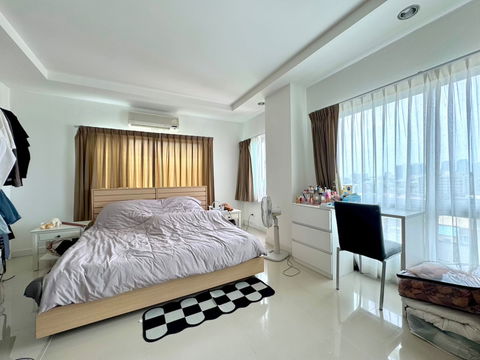 ห้องกว้างมาก ราคาดีมาก 📍C Place Ladprao 18 ใกล้ MRT ลาดพร้าว