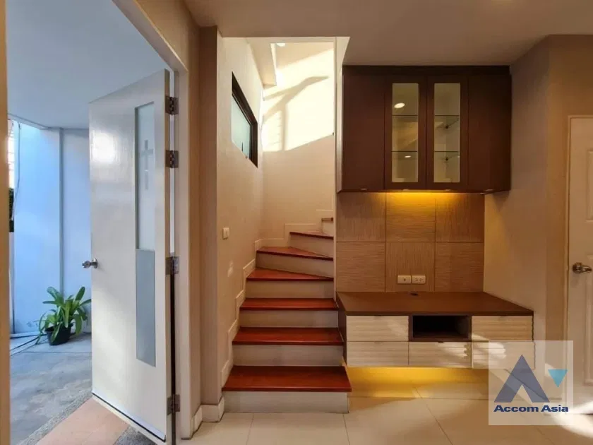 picture 🔼🔽 AccomA 📩 Fully Furnished 3 BR Townhouse @The Private Sukhumvit-Bangchak (AA35270) - 11/20