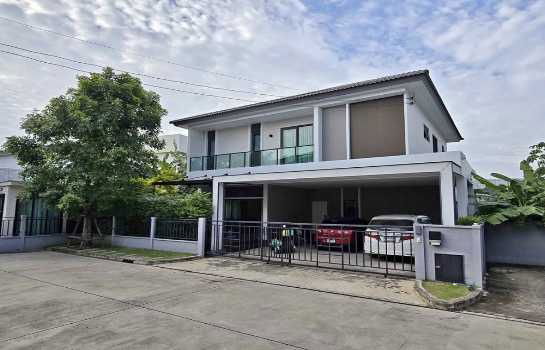 picture Large detached house for rent with furniture, Centro Village, Vibhavadi - 2/12