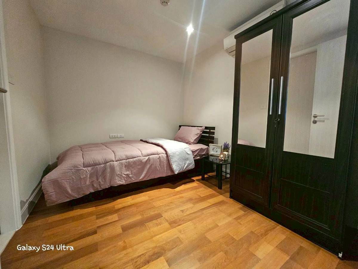 picture 3  Bed 3 Bath Ekkamai Welcome Pets - 10/19
