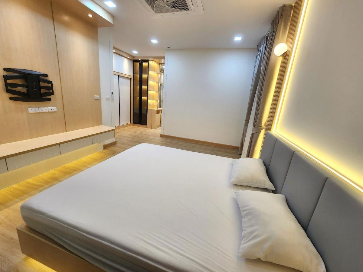 picture Single house for rent 📍 Golden Neo Sukhumvit - Lasalle 📍 4 bedrooms, 4 bathrooms, fully furnished and equipped with appliances - 7/10