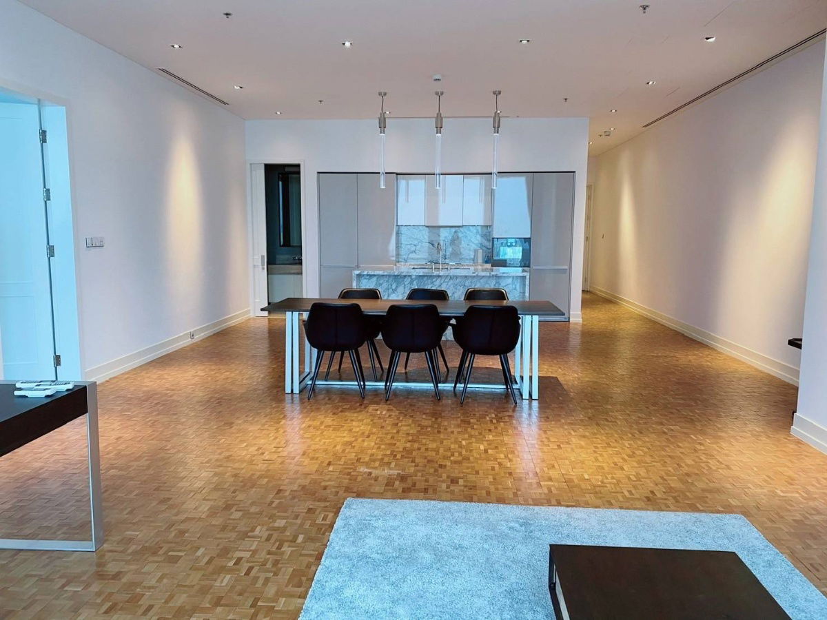 picture ♢ Prime Location ♢ 50++ Floor 151.10 sq.m. | 1 beds 2 baths | near BTS Chong Nonsi 2 mins, King Power Mahanakhon 3 mins, Sathorn Square 4 mins - 4/14