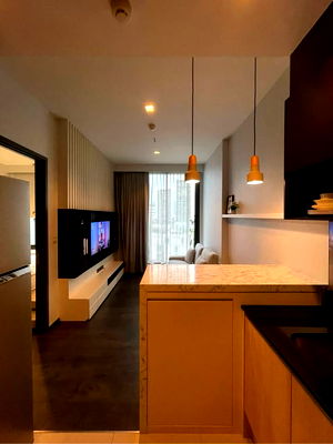 Condos for rent Central World Department Store : For rent✨ Edge Sukhumvit 23 🔥 Line ID @034etfin 📲 1 bedroom 1 bathroom ✨ BTS Asoke and MRT Sukhumvit 300 metres 💚💙 