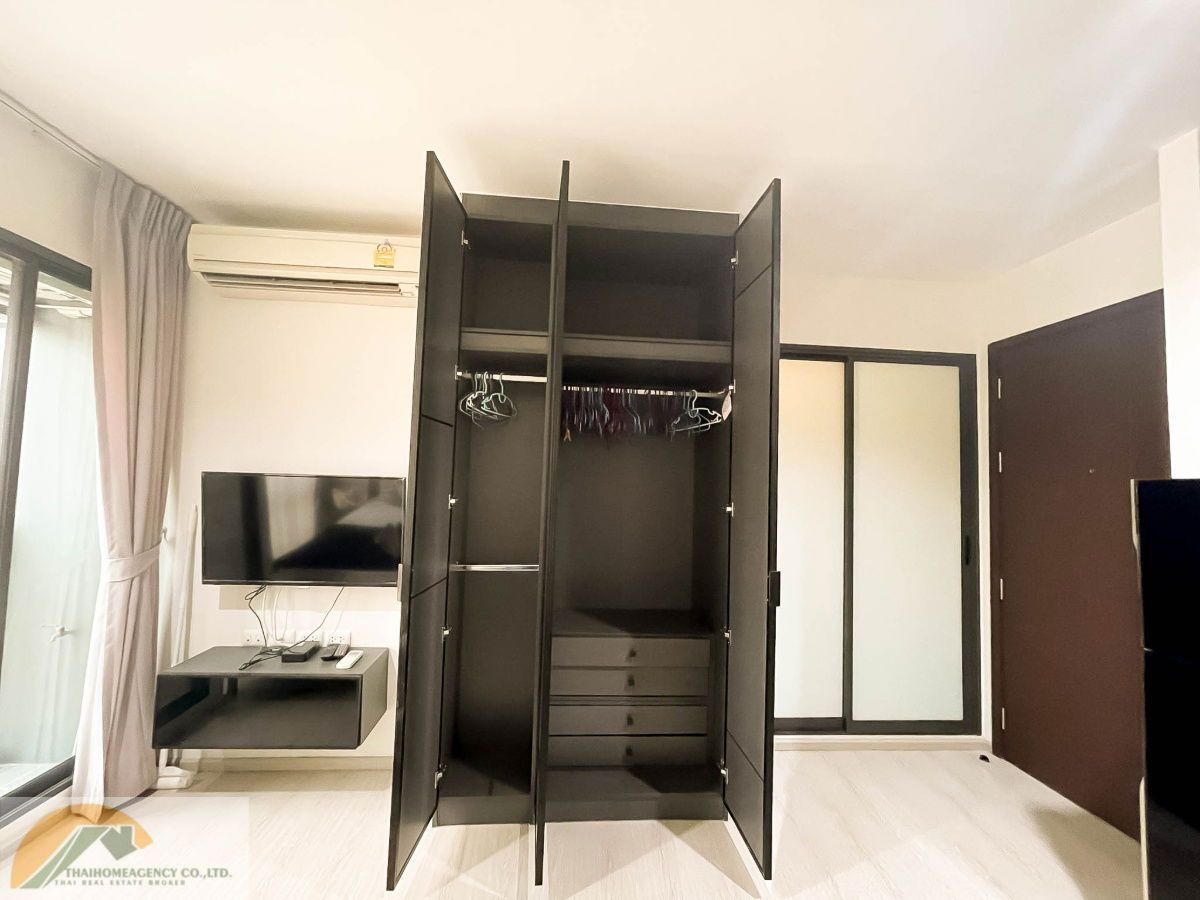 รูป Rent 1 bed 1baht 24 sqm Rhythm Asoke 1 Condo Minimum contract 1 year contract we have many units here pls contact us Can Negoวิวสวน - รูปที่ 10/15