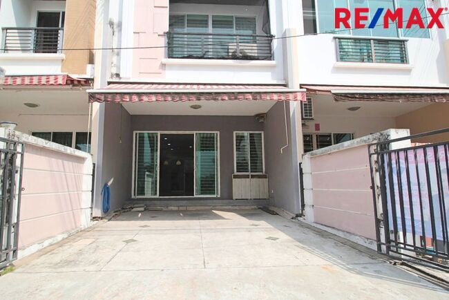 รูป บ้านกลางเมือง สาทร - ตากสิน 2  หน้าสวน สภาพดี ราคาทุน   - รูปที่ 2/6